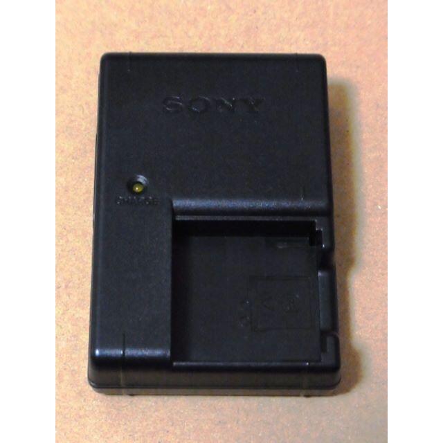 SONY(ソニー)の[ SONY NP-BG1 FG1 バッテリーチャージャー BC-CSG B ] スマホ/家電/カメラのカメラ(コンパクトデジタルカメラ)の商品写真