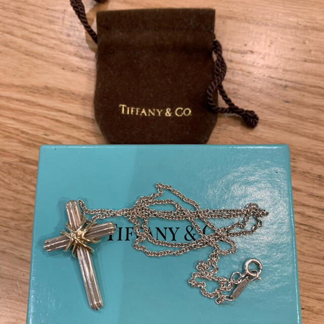 Tiffany & Co.(ティファニー)のティファニー　クロスペンダント レディースのアクセサリー(ネックレス)の商品写真