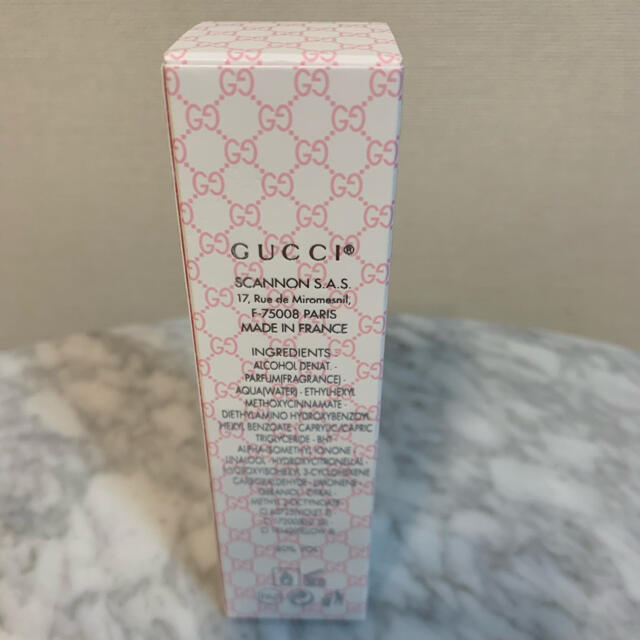 Gucci(グッチ)のGUCCI  ENVI  me 30ml コスメ/美容の香水(香水(女性用))の商品写真