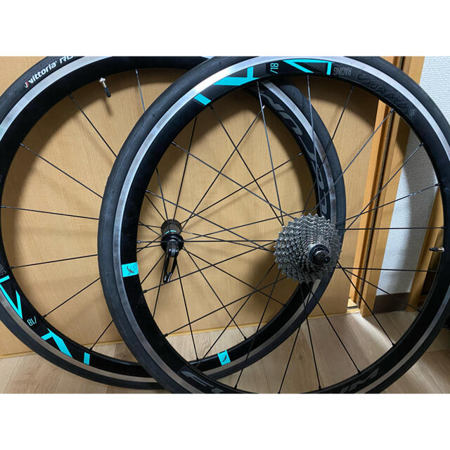 SHIMANO(シマノ)のFULCRUM (フルクラム) RACING 7 Bianchi ビアンキカラー 自動車/バイクの自動車(タイヤ・ホイールセット)の商品写真