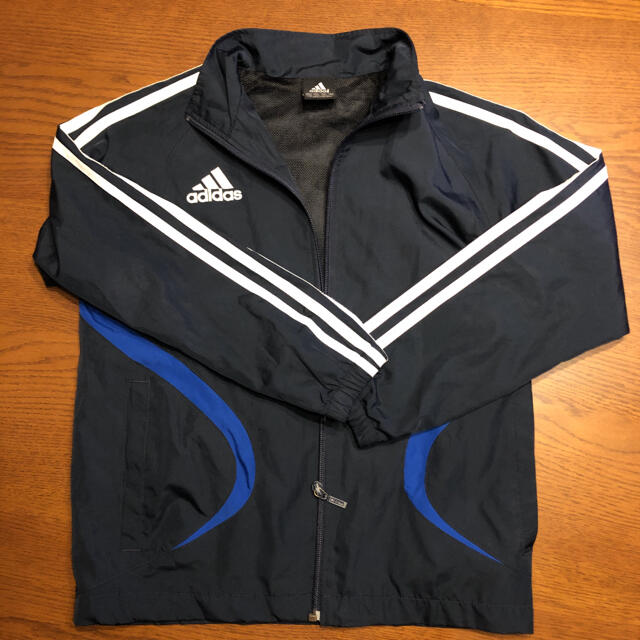 adidas(アディダス)のキッズ　アディダスウィンドブレーカー キッズ/ベビー/マタニティのキッズ服男の子用(90cm~)(ジャケット/上着)の商品写真