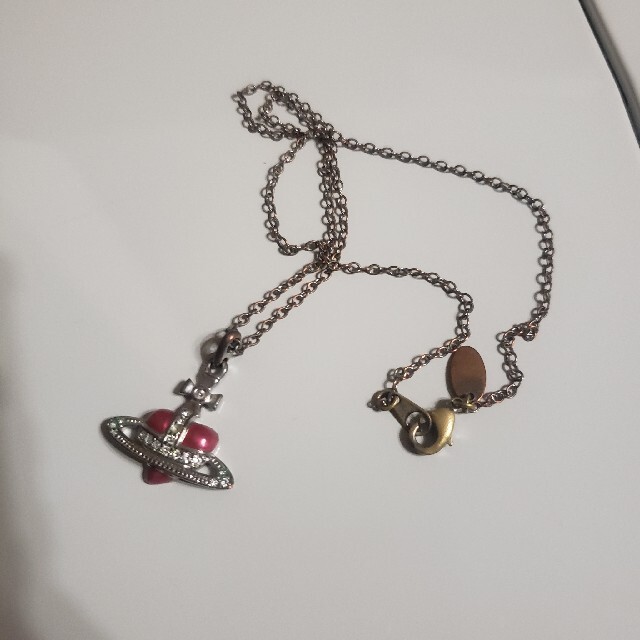 Vivienne Westwood(ヴィヴィアンウエストウッド)のヴィヴィアン・ウエストウッド♥ハートネックレス レディースのアクセサリー(ネックレス)の商品写真