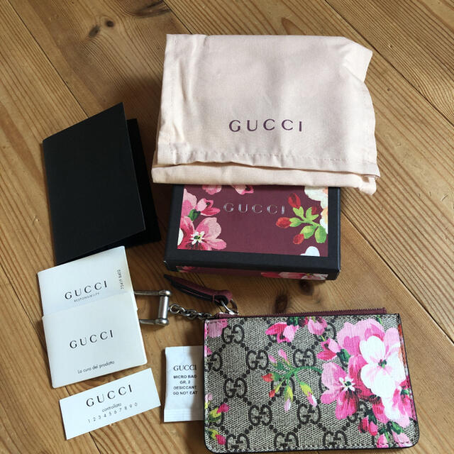 Gucci(グッチ)の最終価格！GUCCI キーチェーン付きコインケース レディースのファッション小物(コインケース)の商品写真