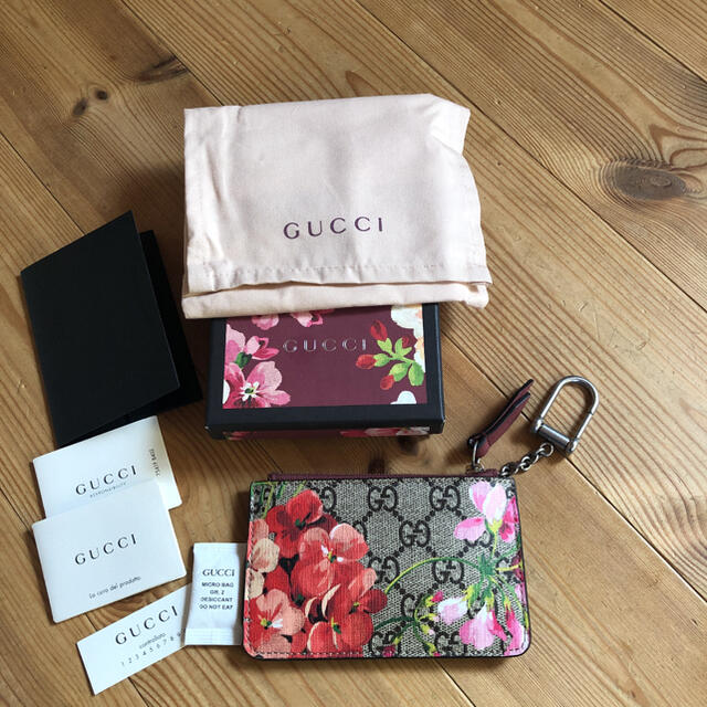 Gucci(グッチ)の最終価格！GUCCI キーチェーン付きコインケース レディースのファッション小物(コインケース)の商品写真