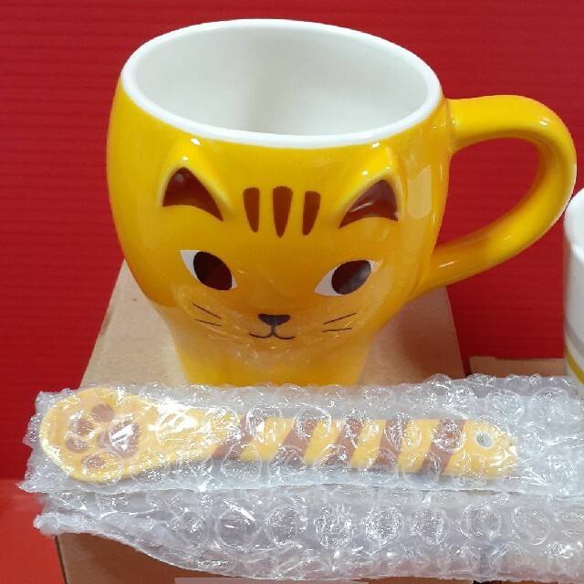 新品》DECOLE ニャオマグ・HAPPY CATマグ ２個セット