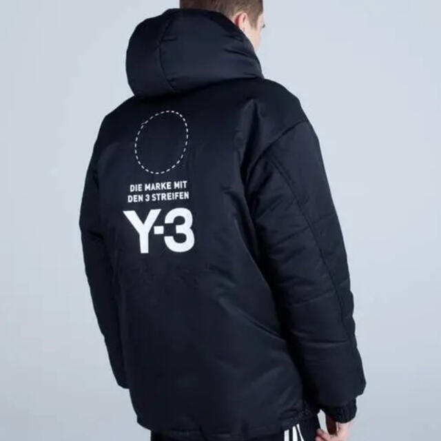 Y-3 ダウンジャケット ロゴ入り