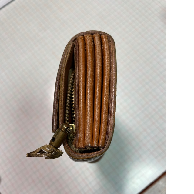 Felisi(フェリージ)の【お値下げしました】フェリージ  コロコロ  グレー  長財布 レディースのファッション小物(財布)の商品写真