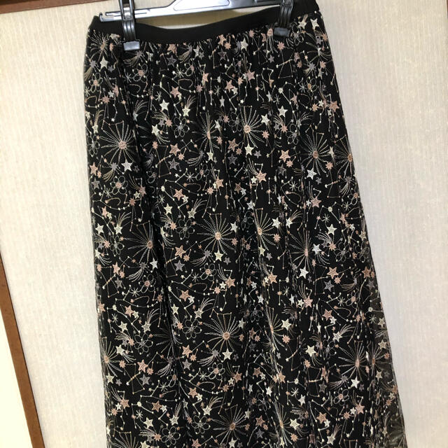 ローズティアラチュールスター刺繍スカート４２