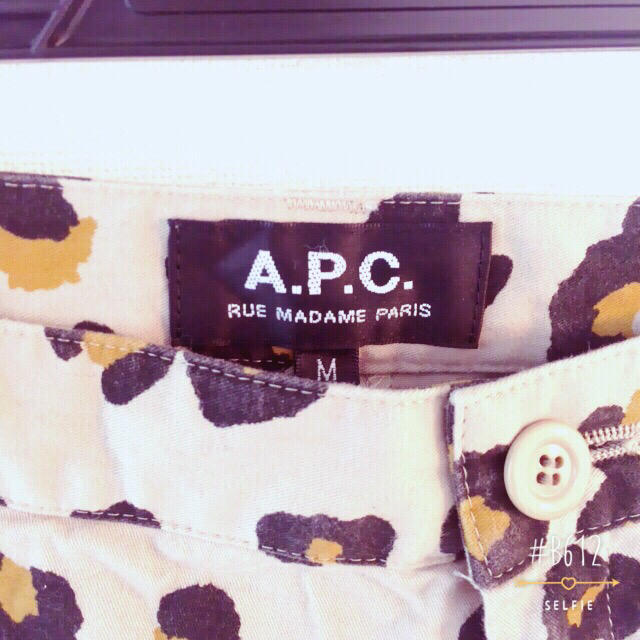 A.P.C(アーペーセー)のアーペーセーA.P.C.ショートパンツ レディースのパンツ(ショートパンツ)の商品写真