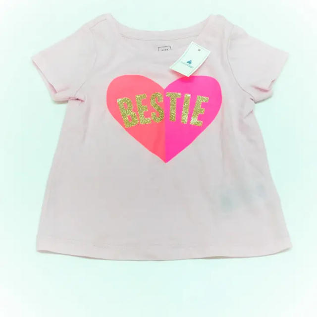 babyGAP(ベビーギャップ)のbabyGAP♡新品♡90♡Tシャツ♡BESTIE キッズ/ベビー/マタニティのキッズ服女の子用(90cm~)(Tシャツ/カットソー)の商品写真