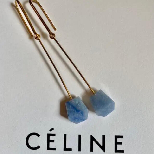 セリーヌ  フィービー　佐々木希　ピアス　celine