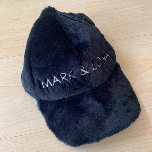 MARK&LONA(マークアンドロナ)の新品未使用MARK&LONA 帽子 チケットのスポーツ(ゴルフ)の商品写真