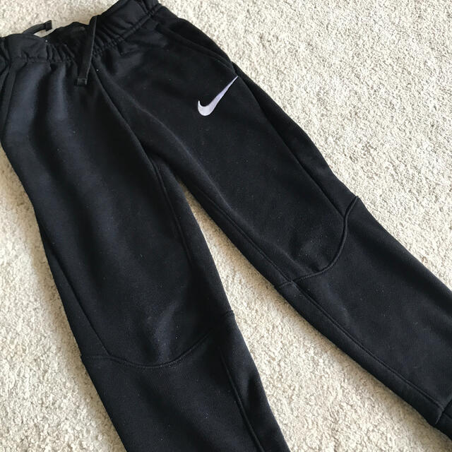 NIKE(ナイキ)のNIKE キッズスエット キッズ/ベビー/マタニティのキッズ服男の子用(90cm~)(パンツ/スパッツ)の商品写真