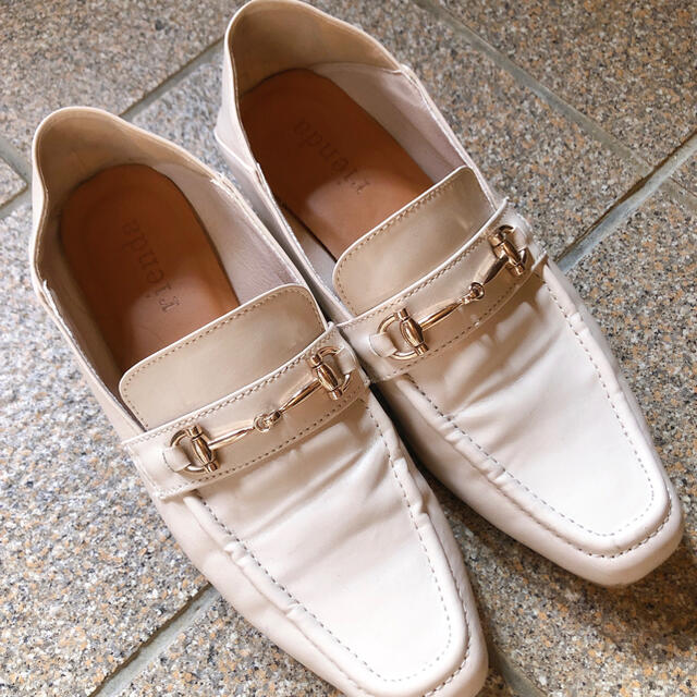 rienda(リエンダ)のrienda Square to bit loafers レディースの靴/シューズ(ローファー/革靴)の商品写真