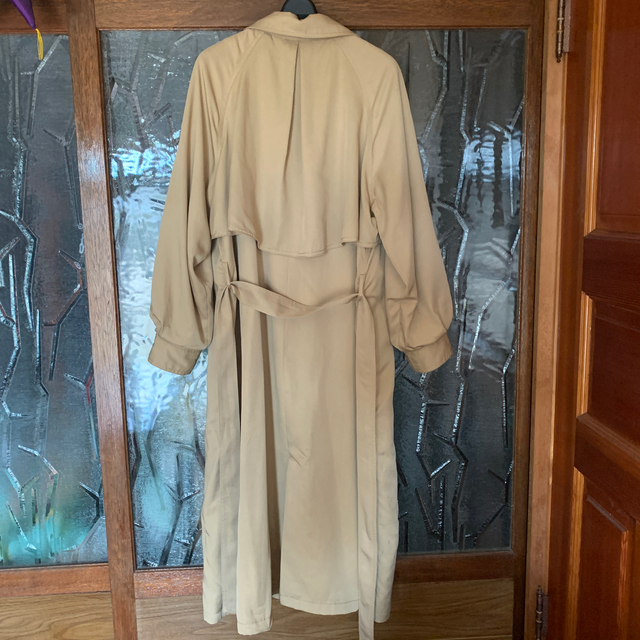 Ungrid(アングリッド)のungrid ルーズボリュームスリーブトレンチコート レディースのジャケット/アウター(トレンチコート)の商品写真