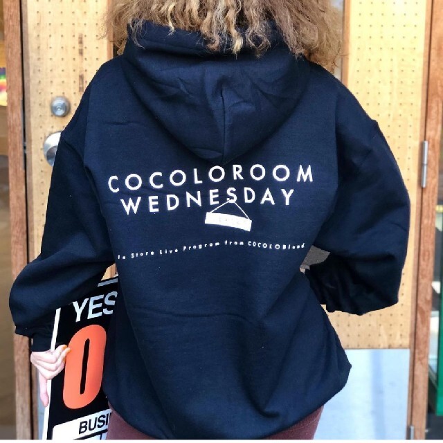 COCOLOBLAND(ココロブランド)のCOCOLOBLAND ROOM WEDNESDAY HOODIE メンズのトップス(パーカー)の商品写真