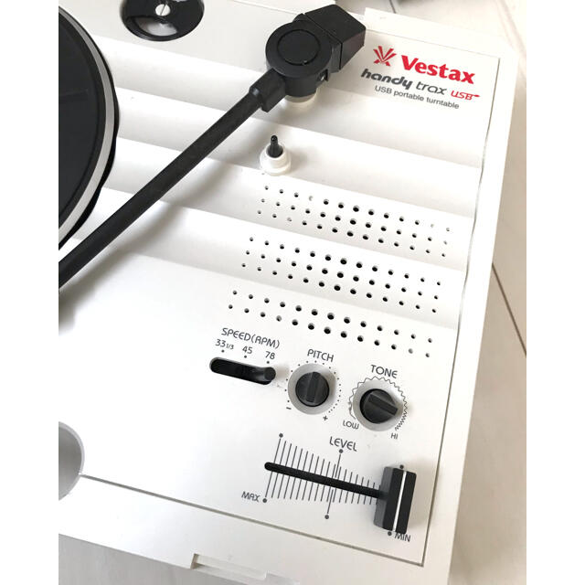 Vestax ポータブルターンテーブル 2