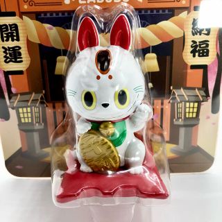 POP MART 日本限定‼️ LABUBU 招き猫の通販 by luckyKt's shop｜ラクマ