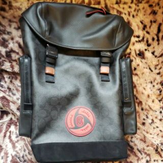 「COACH NARUTOコラボ メンズリュックサック 」に近い商品