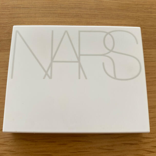 NARS(ナーズ)のNars クワッドアイシャドー00122 コスメ/美容のベースメイク/化粧品(アイシャドウ)の商品写真