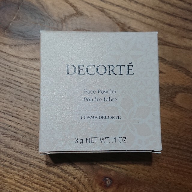 COSME DECORTE(コスメデコルテ)の未使用 コスメデコルテフェイスパウダー00  コスメ/美容のベースメイク/化粧品(フェイスパウダー)の商品写真