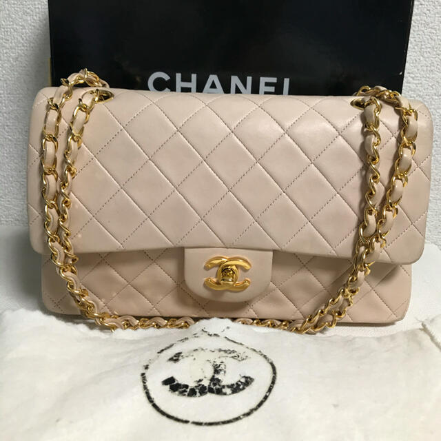 CHANEL(シャネル)の正規品　シャネル  ショルダーバッグ　ダブルフラップ レディースのバッグ(ショルダーバッグ)の商品写真