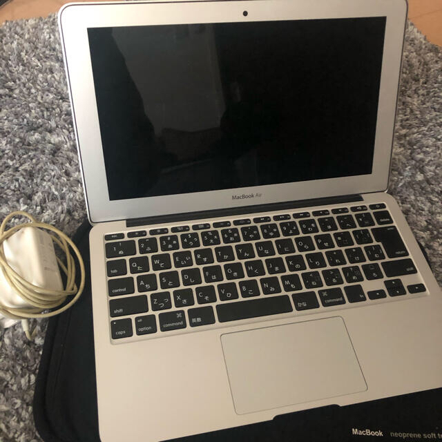 PC/タブレットMacBook Air 2015 early 美品