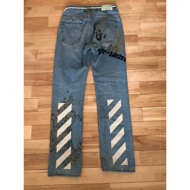 マイファスhiro着用 OFF WHITE エンブロイダリー刺繍デニムパンツ-