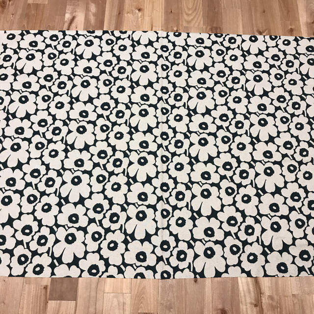 marimekko - 新作! マリメッコ ミニ ウニッコ コットンリネン 生地の ...