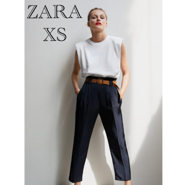 ZARA(ザラ)のラスト1 ZARA ベルト付きパンツ　ハイウエストパンツ　ハイライズパンツ  レディースのパンツ(カジュアルパンツ)の商品写真