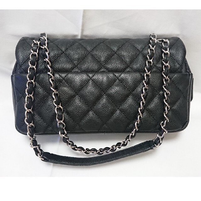 CHANEL(シャネル)のシャネル チェーンショルダー 黒 キャビア バッグ CHANEL レディースのバッグ(ショルダーバッグ)の商品写真