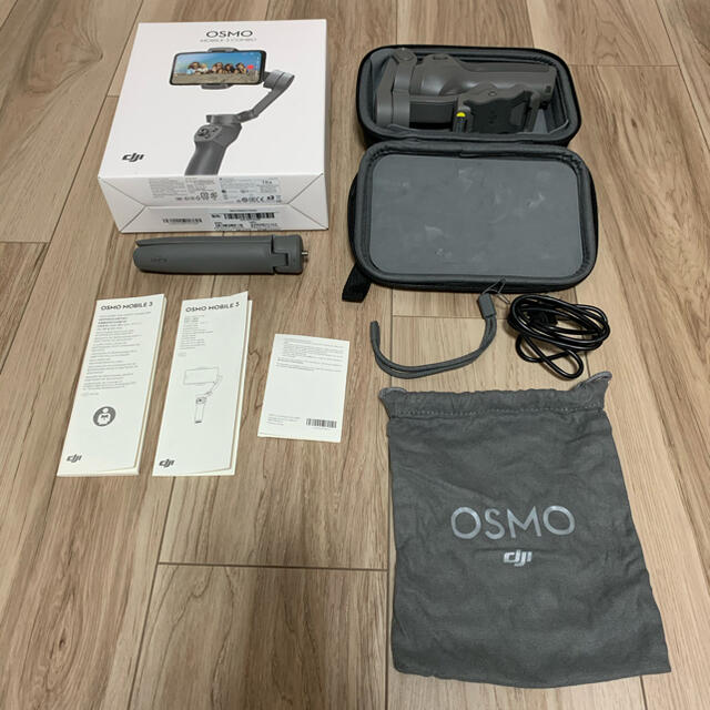 【まっし〜様専用】DJI OSMO MOBILE 3  COMBO スマホ/家電/カメラのスマホアクセサリー(自撮り棒)の商品写真