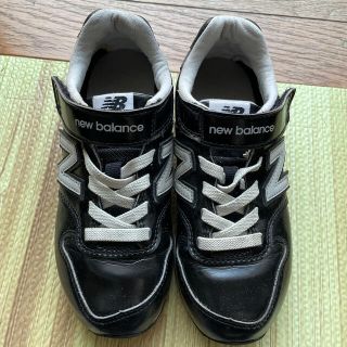 ニューバランス(New Balance)のニューバランス new balanceスニーカー  エナメルブラック19センチ(サンダル)