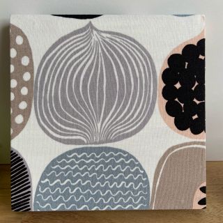 マリメッコ(marimekko)の小さなファブリックパネル コンポッティ 北欧 ミニ(インテリア雑貨)