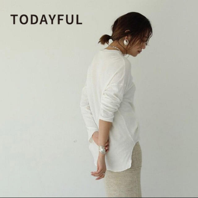 TODAYFUL(トゥデイフル)のTODAYFUL ダブルフェイススリットロングTシャツ 白ロンＴ レディースのトップス(Tシャツ(長袖/七分))の商品写真