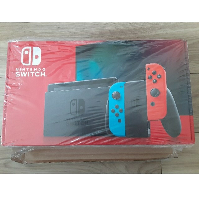 ☆新品未使用☆NintendoSwitchネオンブルー/ネオンレッド任天堂