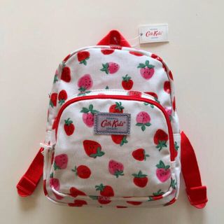 キャスキッドソン(Cath Kidston)のキャスキッドソンいちご柄 キッズリュックサック(リュックサック)