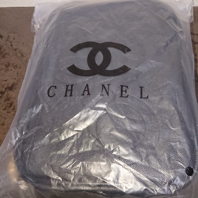 CHANEL(シャネル)のシャネル ノベルティ ショルダーバッグ エンタメ/ホビーのコレクション(ノベルティグッズ)の商品写真