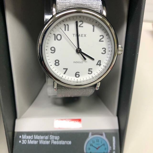 TIMEX(タイメックス)のTIMEX シルバーウィークエンダーメタリック　38mm 新品　未使用 メンズの時計(腕時計(アナログ))の商品写真