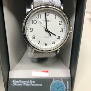 タイメックス(TIMEX)のTIMEX シルバーウィークエンダーメタリック　38mm 新品　未使用(腕時計(アナログ))