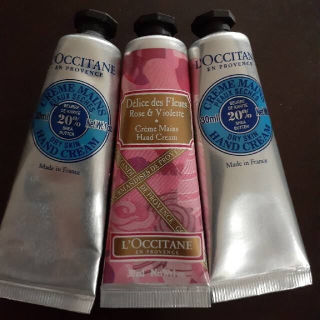 L'OCCITANE(ロクシタン)のロクシタン　ハンドクリーム　3本セット コスメ/美容のボディケア(ハンドクリーム)の商品写真