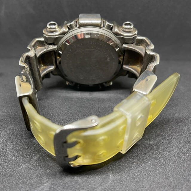 G-SHOCK(ジーショック)のG-SHOCK カスタム　シルバー メンズの時計(腕時計(デジタル))の商品写真
