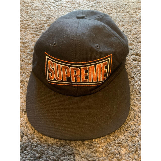 【大幅値下げ中】ベイスボールキャップ ユニセックス supreme 新品未使用