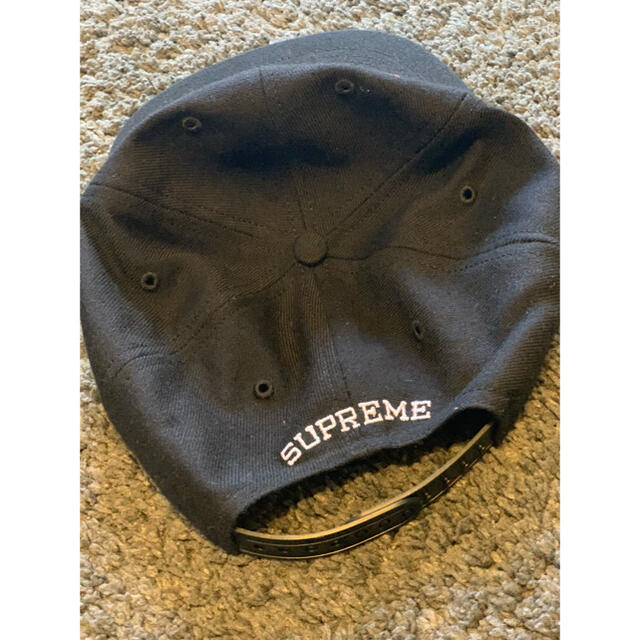 【大幅値下げ中】ベイスボールキャップ ユニセックス supreme 新品未使用