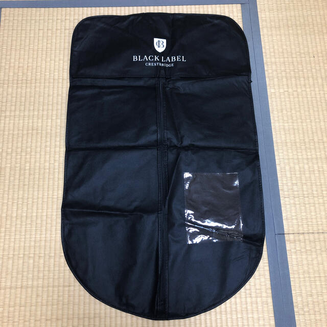 BLACK LABEL CRESTBRIDGE(ブラックレーベルクレストブリッジ)のあおい様専用　ブラックレーベル　スーツカバー　美品 メンズのスーツ(その他)の商品写真