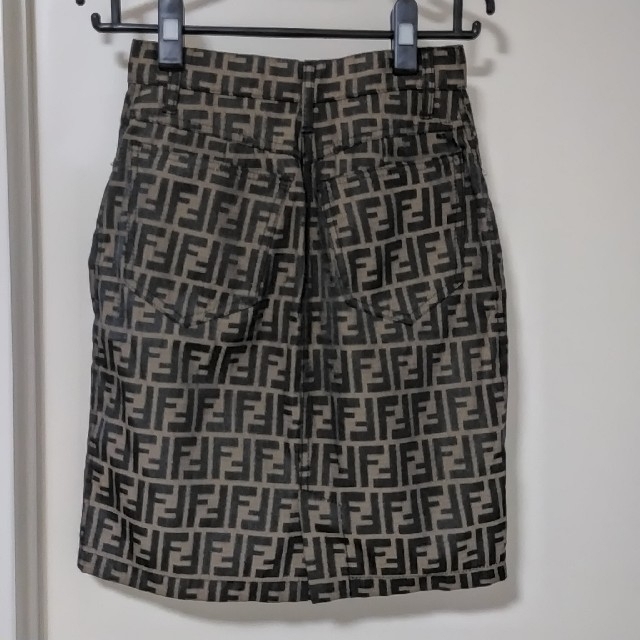 FENDI(フェンディ)の【FENDI】スカート レディースのスカート(ひざ丈スカート)の商品写真
