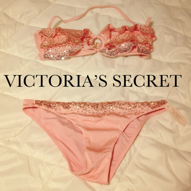 Victoria's Secret(ヴィクトリアズシークレット)のヴィクシー♡スパンコール水着 レディースの水着/浴衣(水着)の商品写真