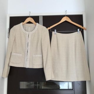 ANAYI - ANAYI ノーカラーツイードジャケット、スカートセットアップ ANAYI - ANAYI ノーカラーツイードジャケット、スカートセットアップ