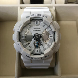 ジーショック(G-SHOCK)のCASIO G-SHOCK 腕時計　白　GA-120A(腕時計(デジタル))