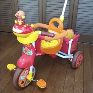 【美品】わくわくアンパンマンごうピースⅡ　オレンジ(三輪車)